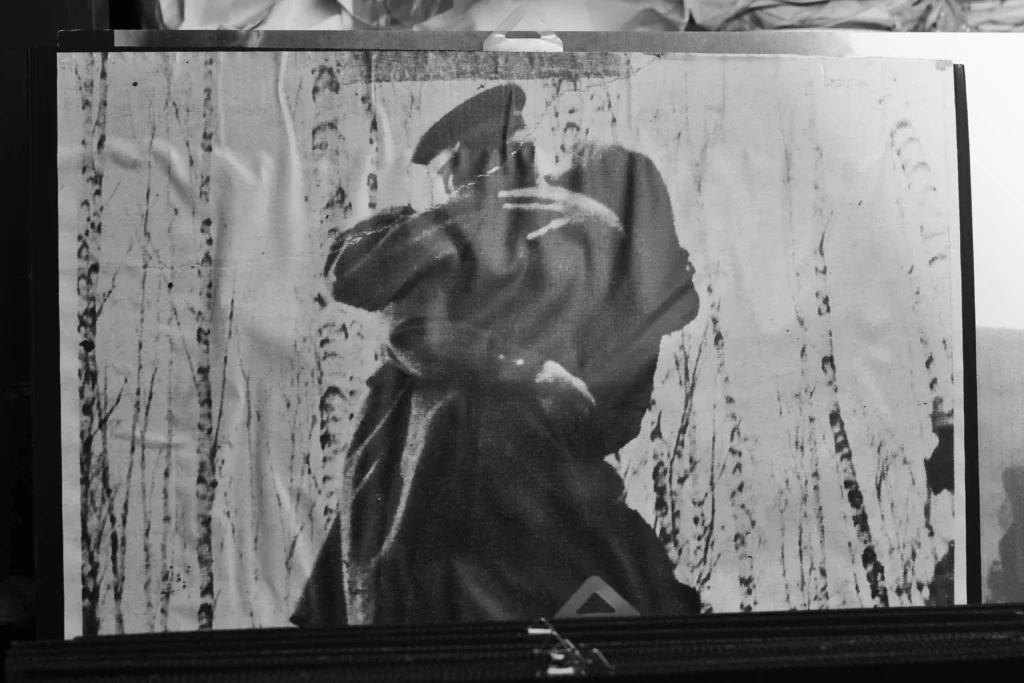 Frame film L'Infanzia di Ivan Andrej Tarkovskij Spazio Cinema Alfredo Bini